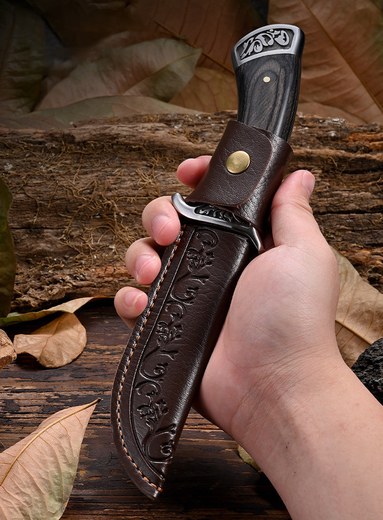 Didelio kietumo reljefinis peilis + gražus odinis dėklas