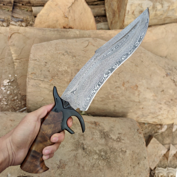 Bowie peilis, Damasko plienas, medinė rankena