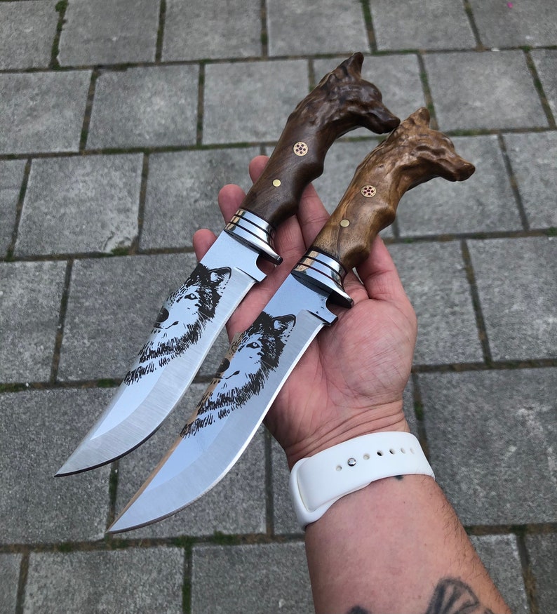 Vilko galvos turistinis peilis, rankų darbo medžioklės peilis, jubiliejaus/gimtadienio dovana, personalizuotas peilis